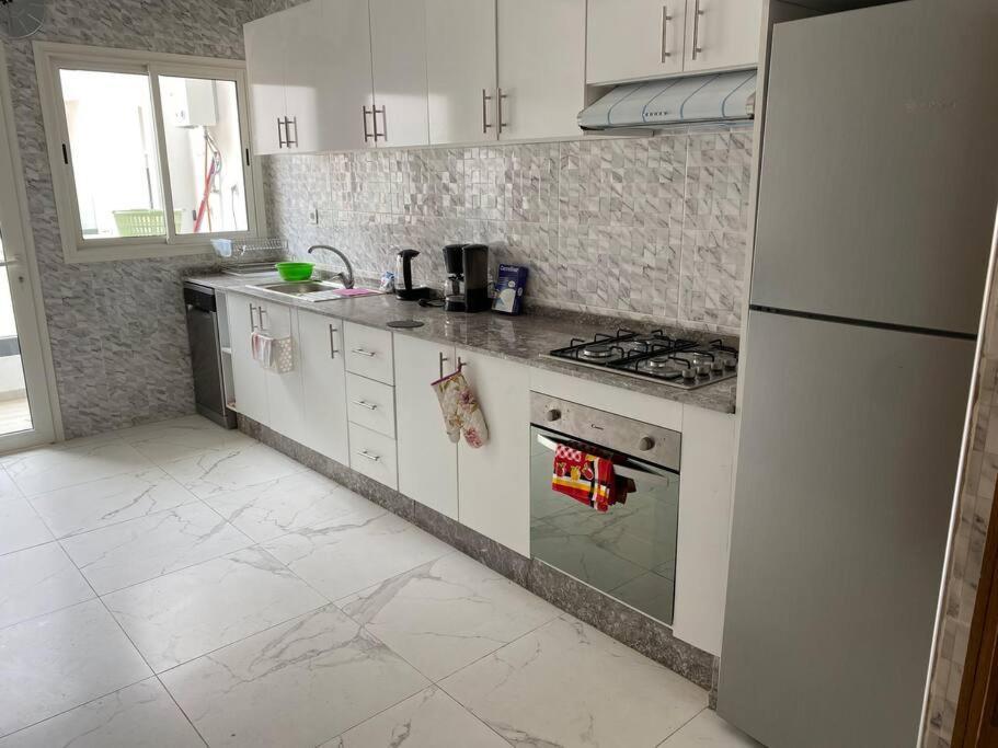 Lovely 4-Bedroom Condo With Pool الرباط المظهر الخارجي الصورة